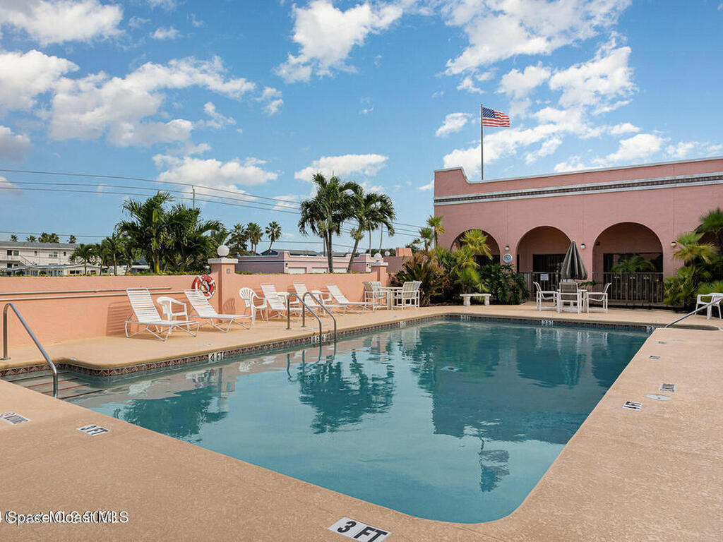 754 S Orlando Avenue, Cocoa Beach, FL 32931