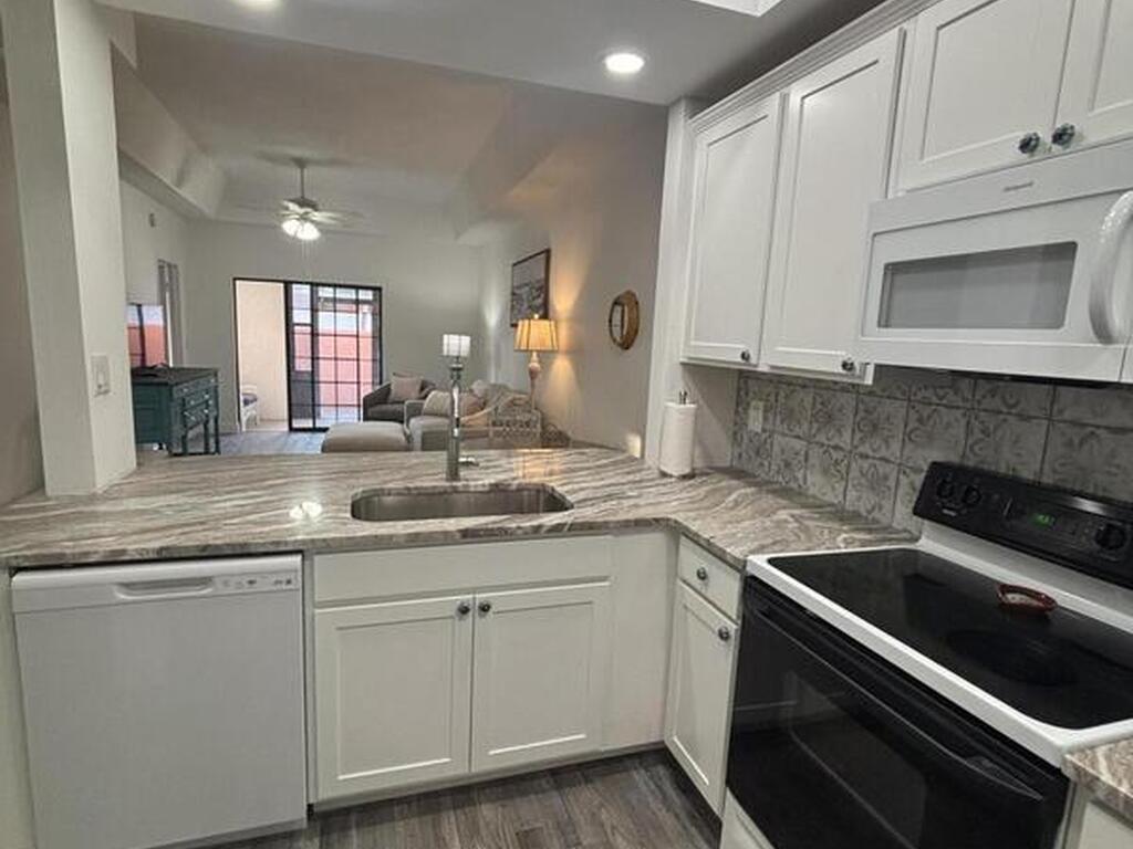 754 S Orlando Avenue, Cocoa Beach, FL 32931