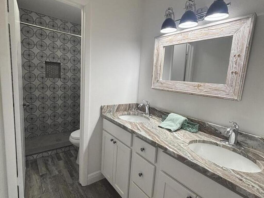 754 S Orlando Avenue, Cocoa Beach, FL 32931