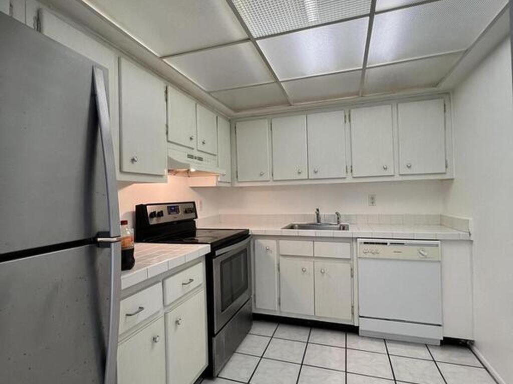 223 Columbia Drive, Cape Canaveral, FL 32920