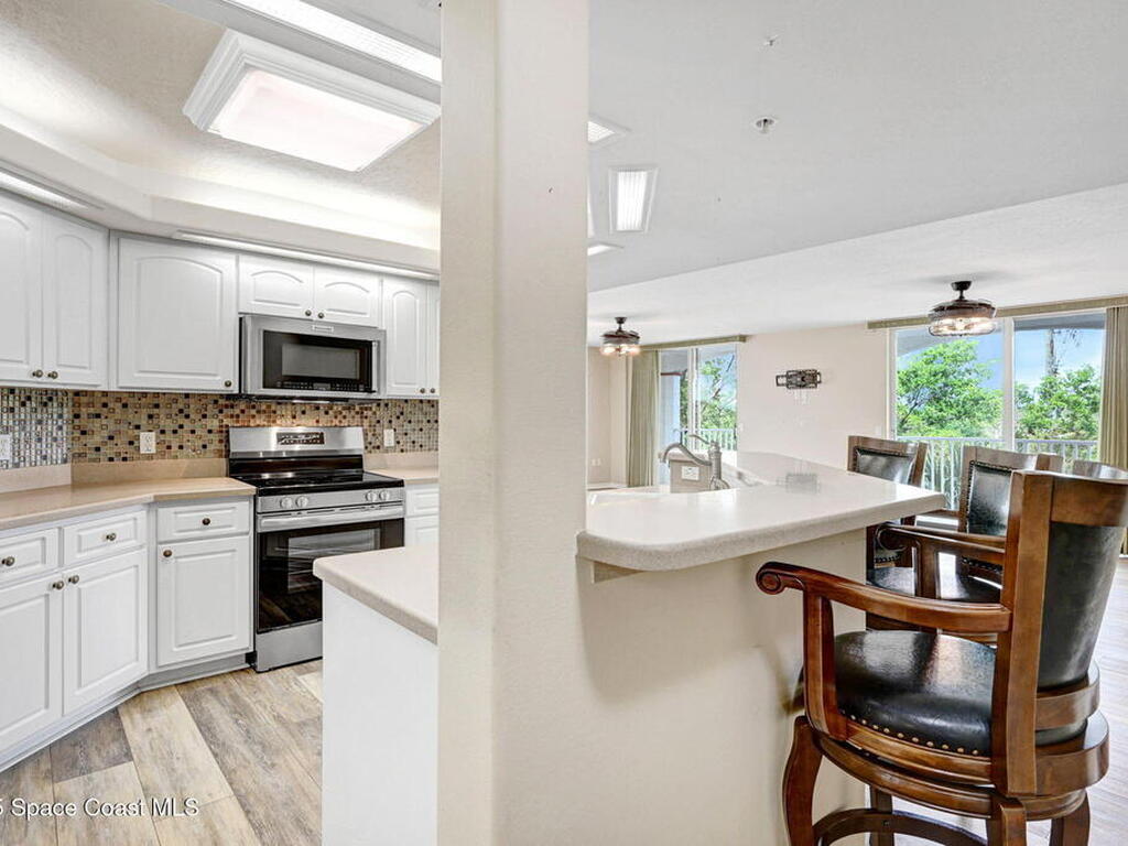 821 Del Rio Way, Merritt Island, FL 32953