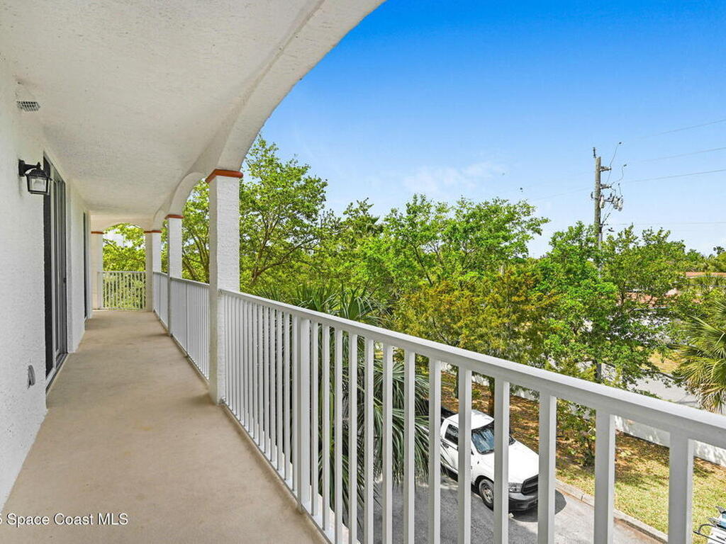 821 Del Rio Way, Merritt Island, FL 32953