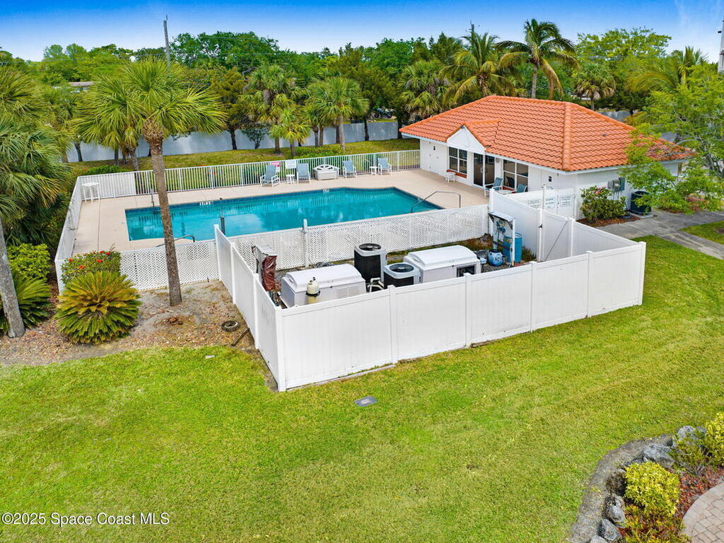 821 Del Rio Way, Merritt Island, FL 32953