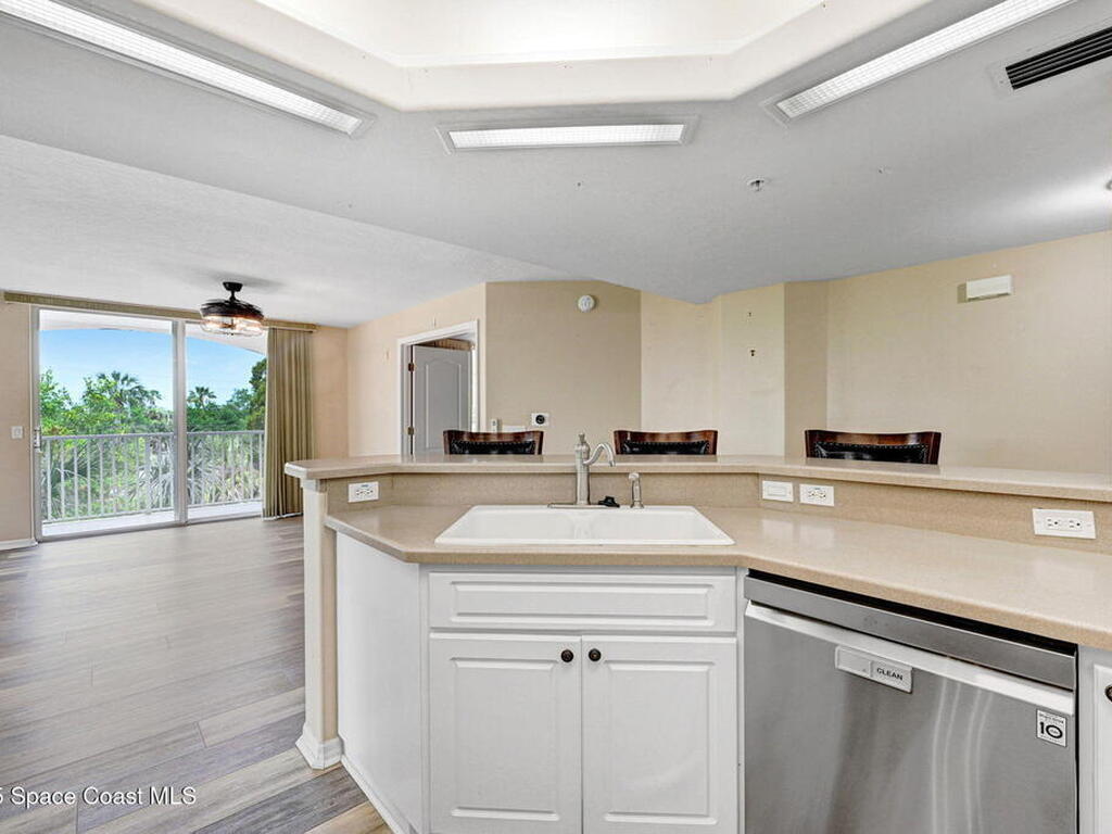 821 Del Rio Way, Merritt Island, FL 32953