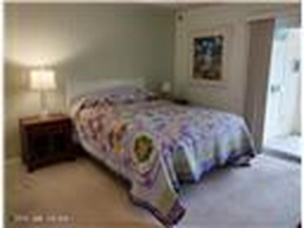 8 Vista Palm Lane, Vero Beach, FL 32962