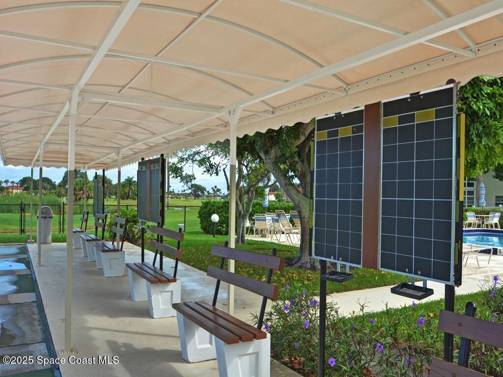 8 Vista Palm Lane, Vero Beach, FL 32962