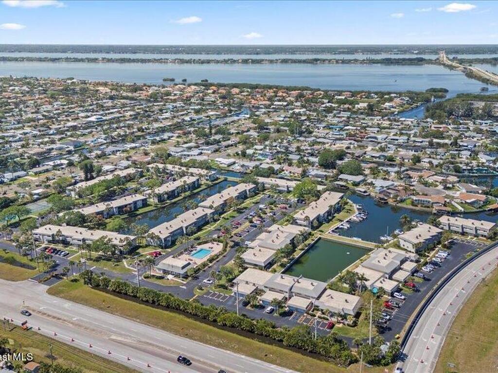 432 Blue Jay Lane, Satellite Beach, FL 32937