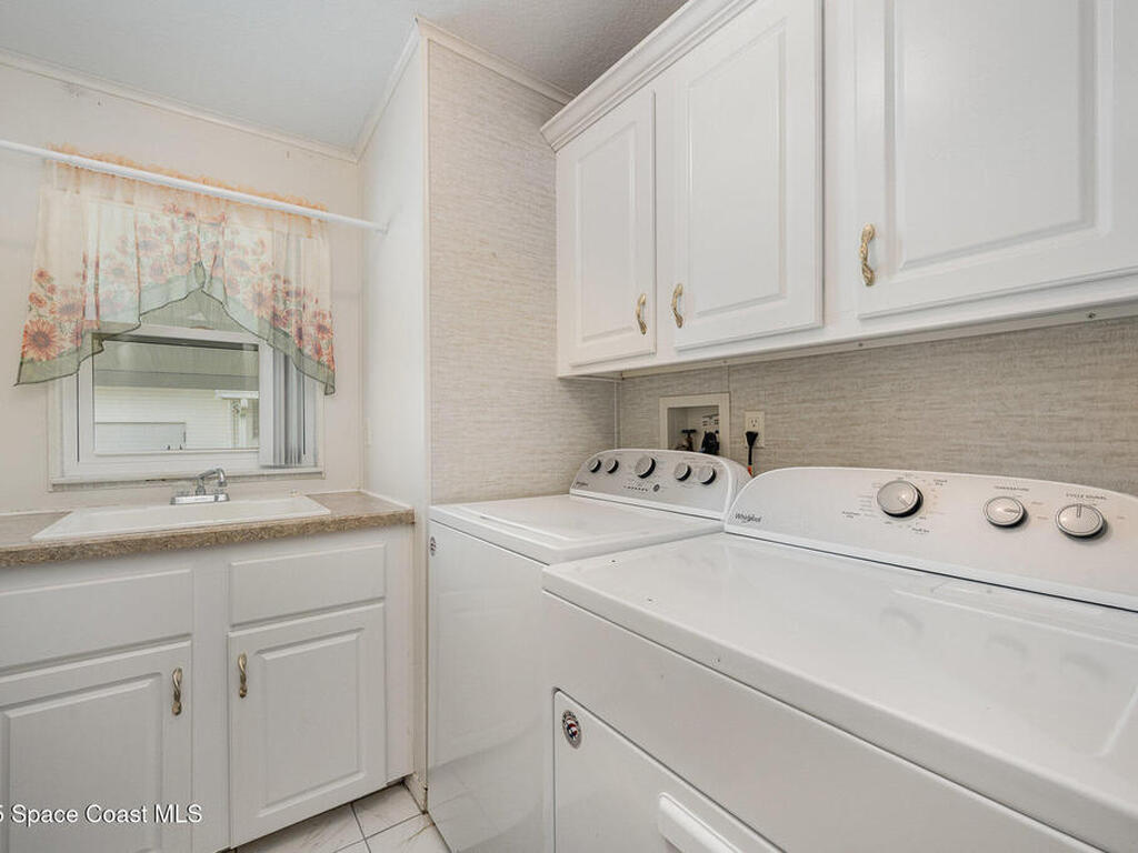 365 Outer Drive, Cocoa, FL 32926