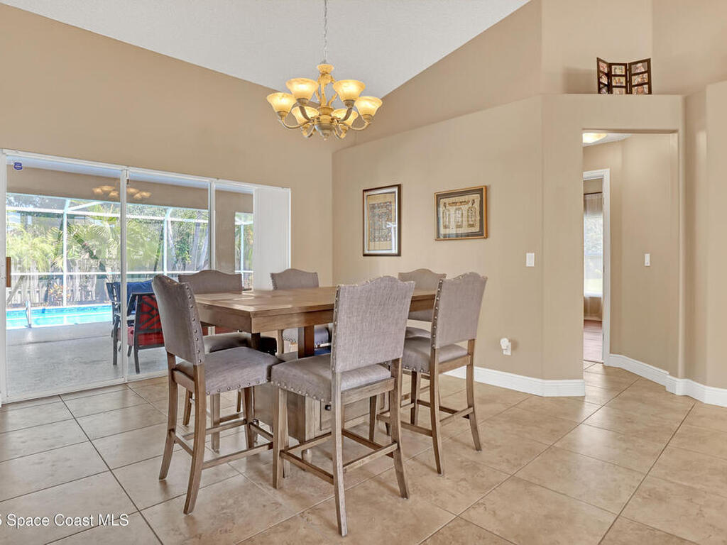 3033 Forest Creek Drive, Melbourne, FL 32901