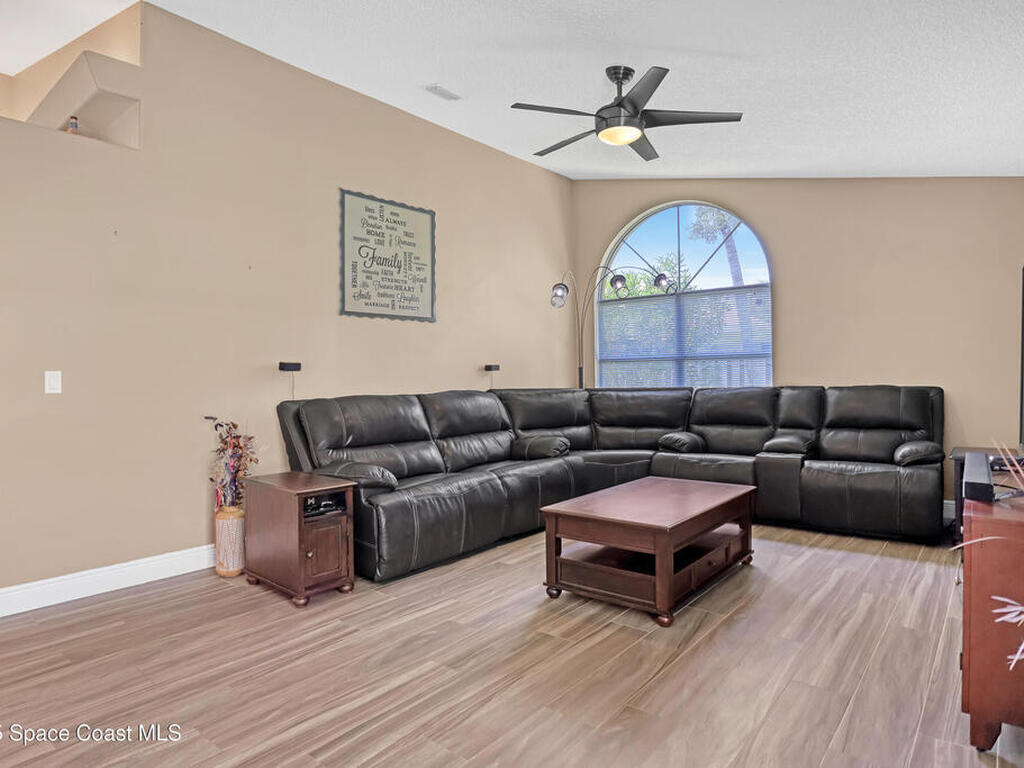 3033 Forest Creek Drive, Melbourne, FL 32901