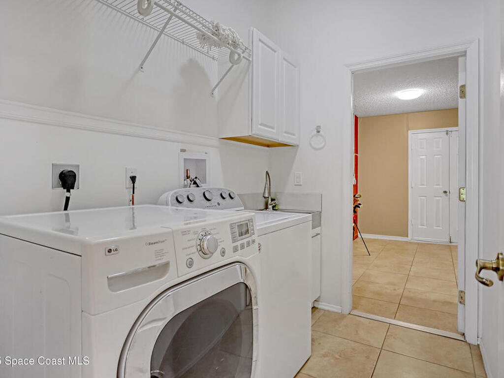 3033 Forest Creek Drive, Melbourne, FL 32901