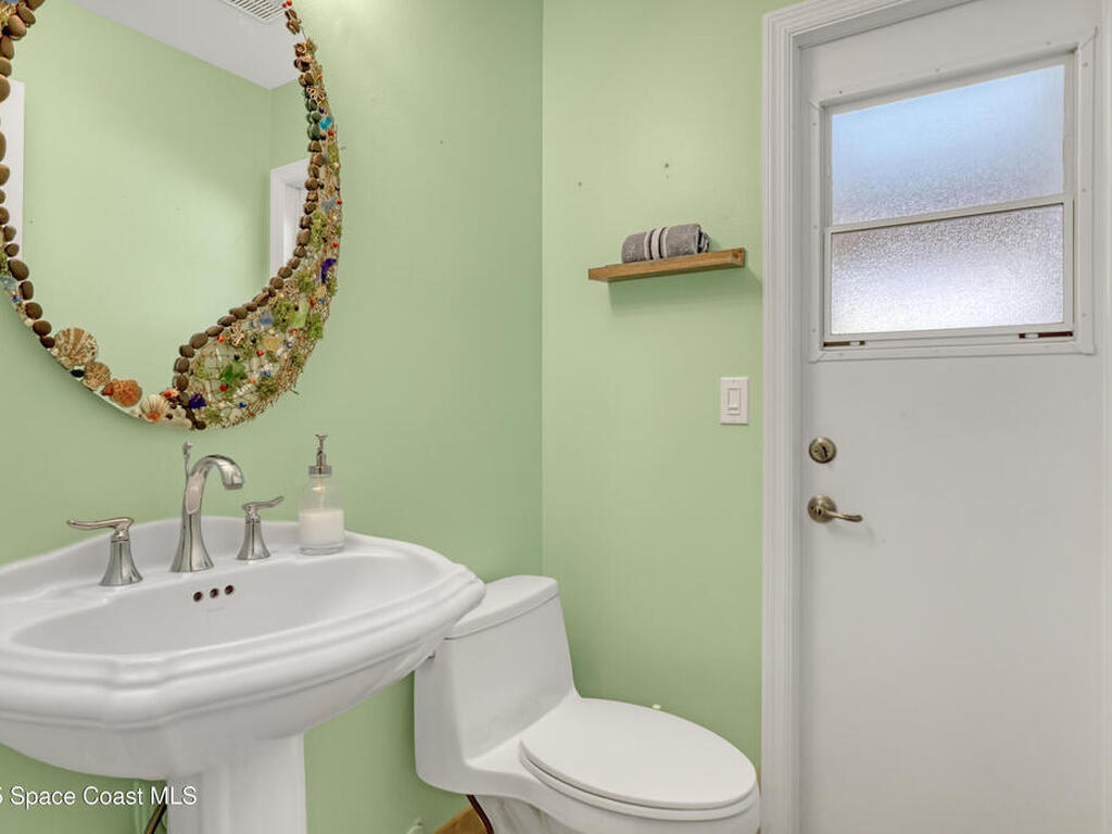 3033 Forest Creek Drive, Melbourne, FL 32901