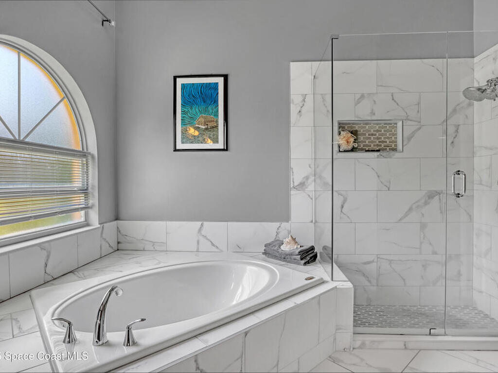 3033 Forest Creek Drive, Melbourne, FL 32901