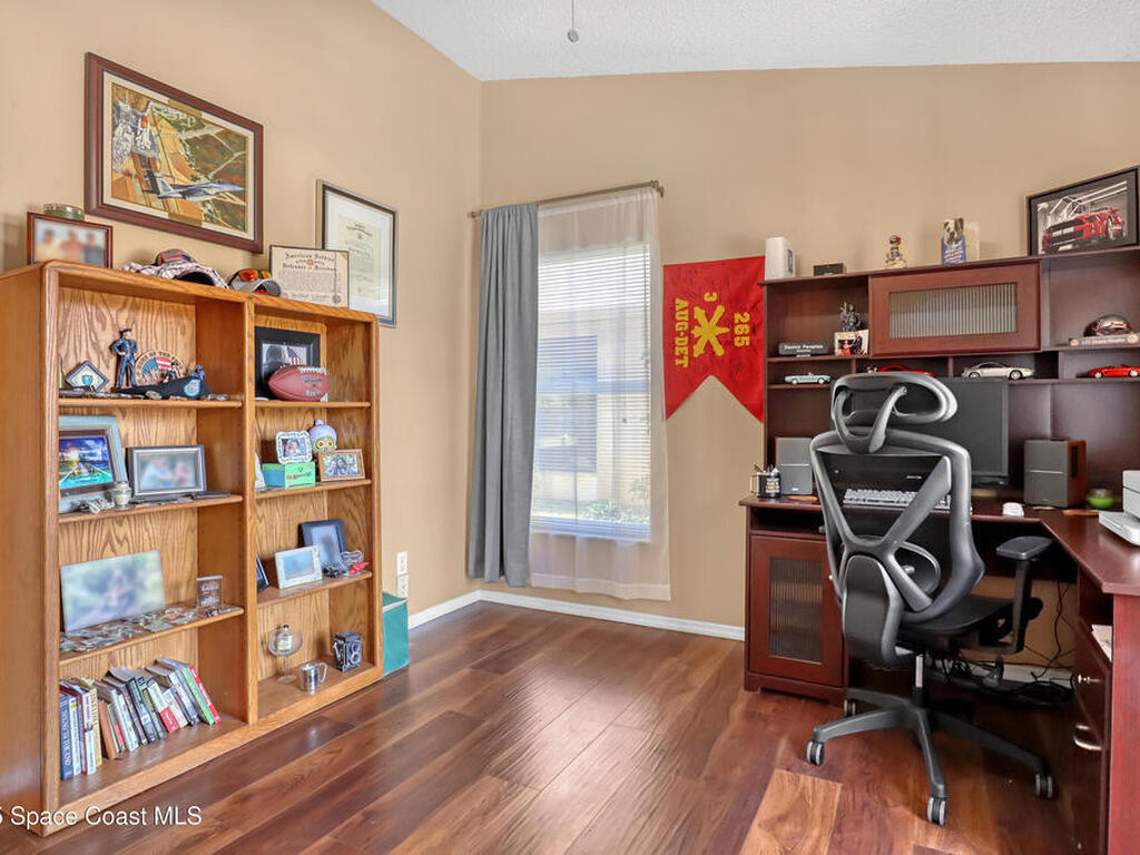 3033 Forest Creek Drive, Melbourne, FL 32901