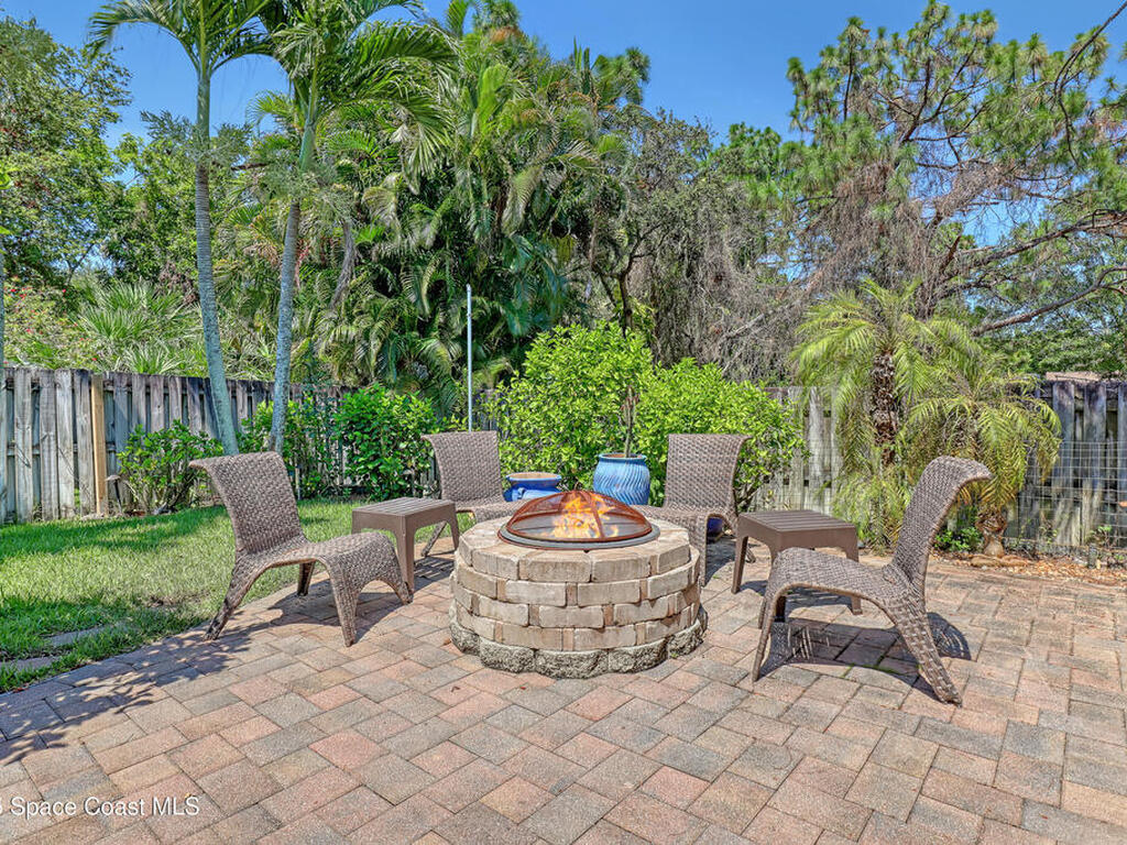 3033 Forest Creek Drive, Melbourne, FL 32901