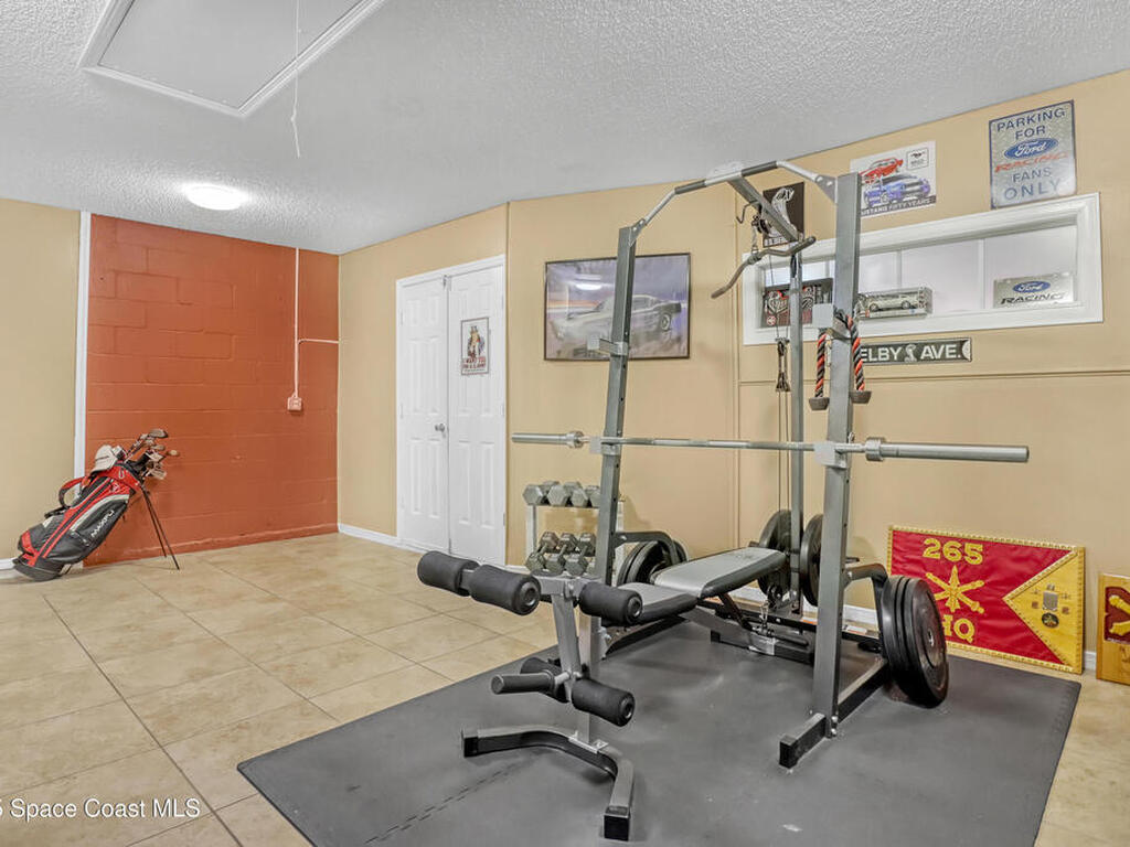 3033 Forest Creek Drive, Melbourne, FL 32901