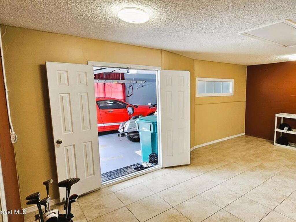 3033 Forest Creek Drive, Melbourne, FL 32901