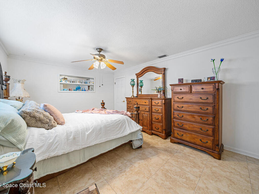 445 Park Avenue, Satellite Beach, FL 32937