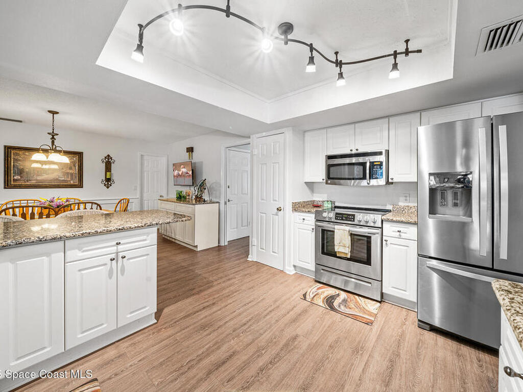 445 Park Avenue, Satellite Beach, FL 32937