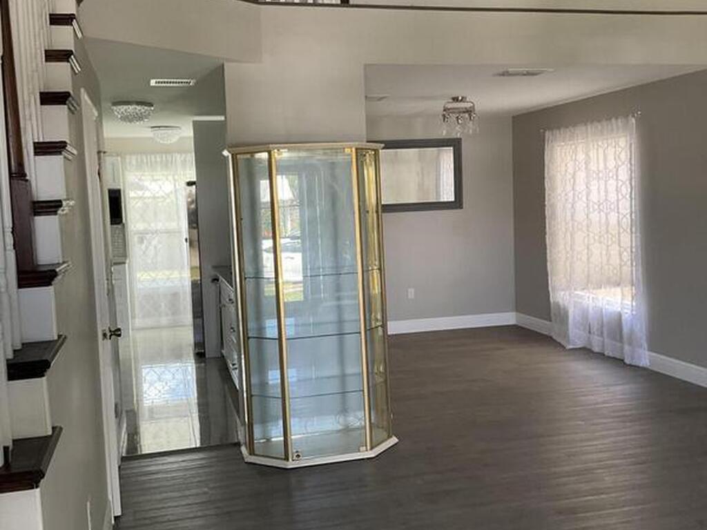 1668 Clover Circle, Melbourne, FL 32935