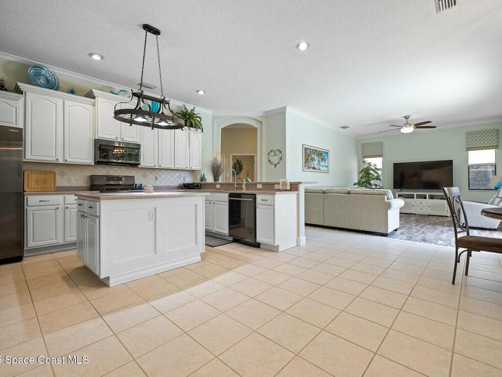 1166 Wild Flower Drive, Melbourne, FL 32940