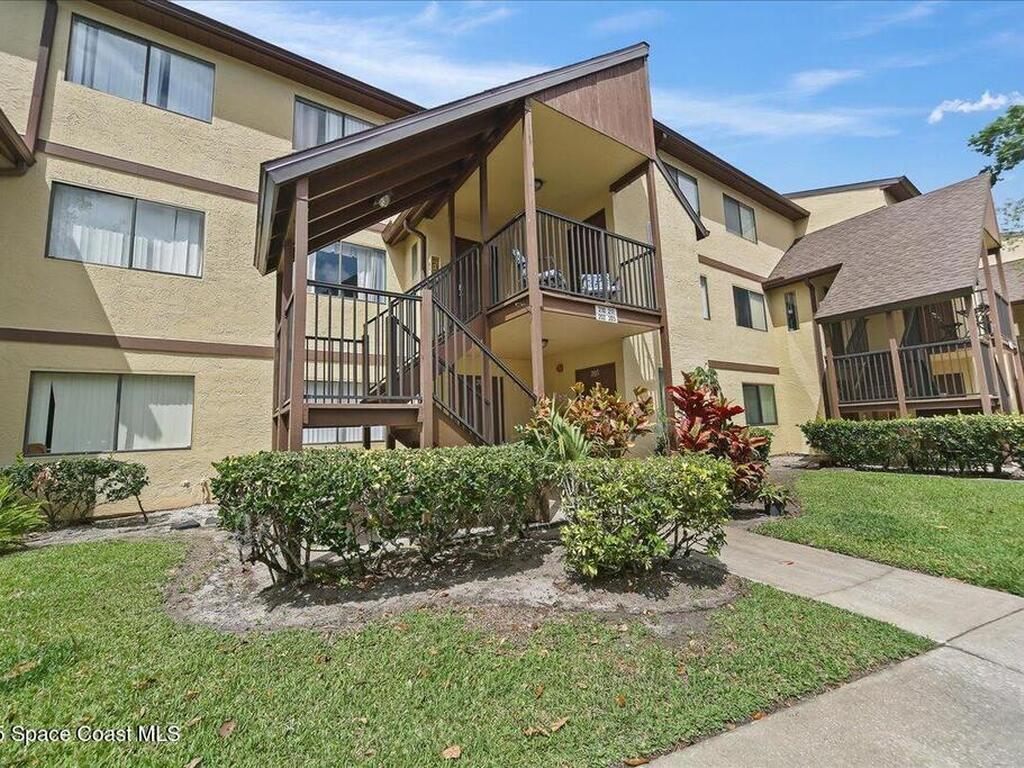 7817 Shadowood Drive, Melbourne, FL 32904