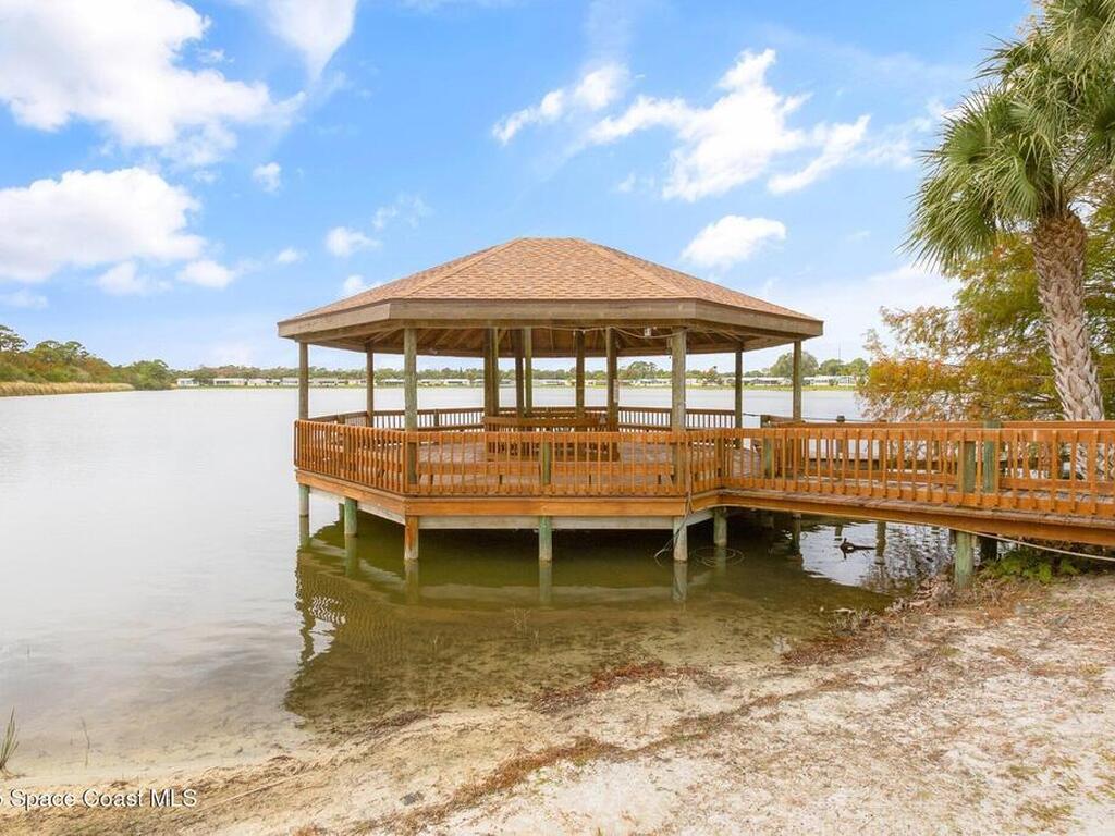 634 Outer Drive, Cocoa, FL 32926