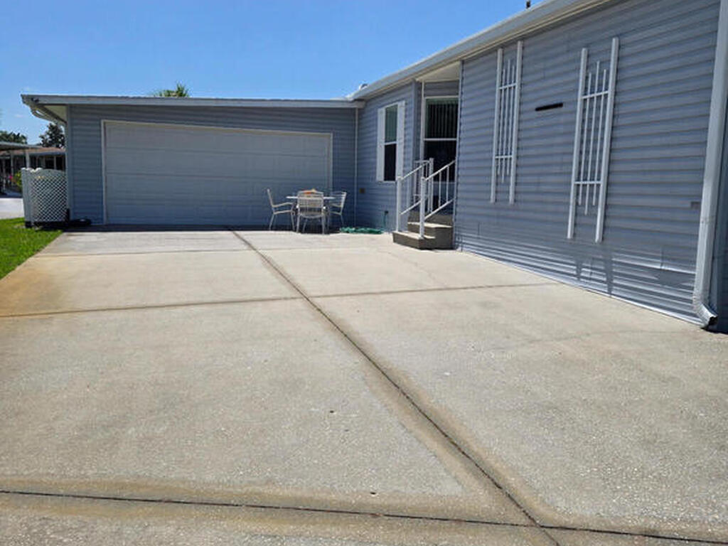 634 Outer Drive, Cocoa, FL 32926