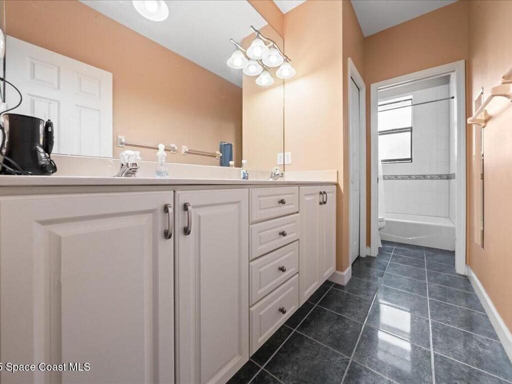 1777 Sienna Drive, Melbourne, FL 32934