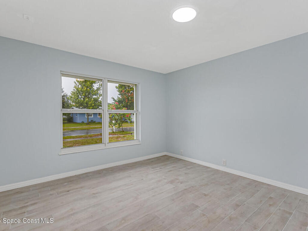 2356 Lakeview Drive, Melbourne, FL 32935