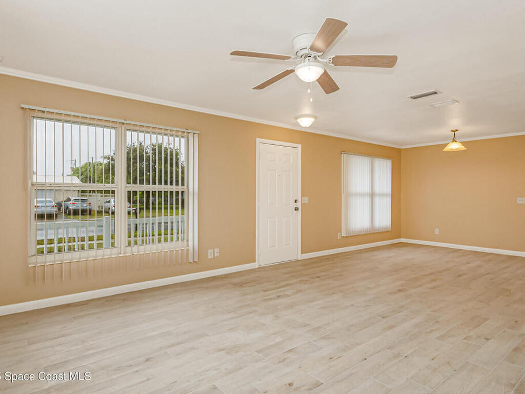 2356 Lakeview Drive, Melbourne, FL 32935