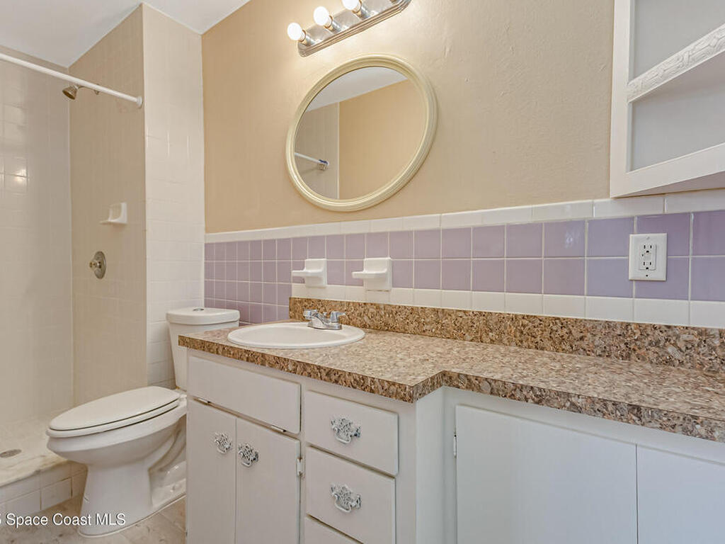 2356 Lakeview Drive, Melbourne, FL 32935