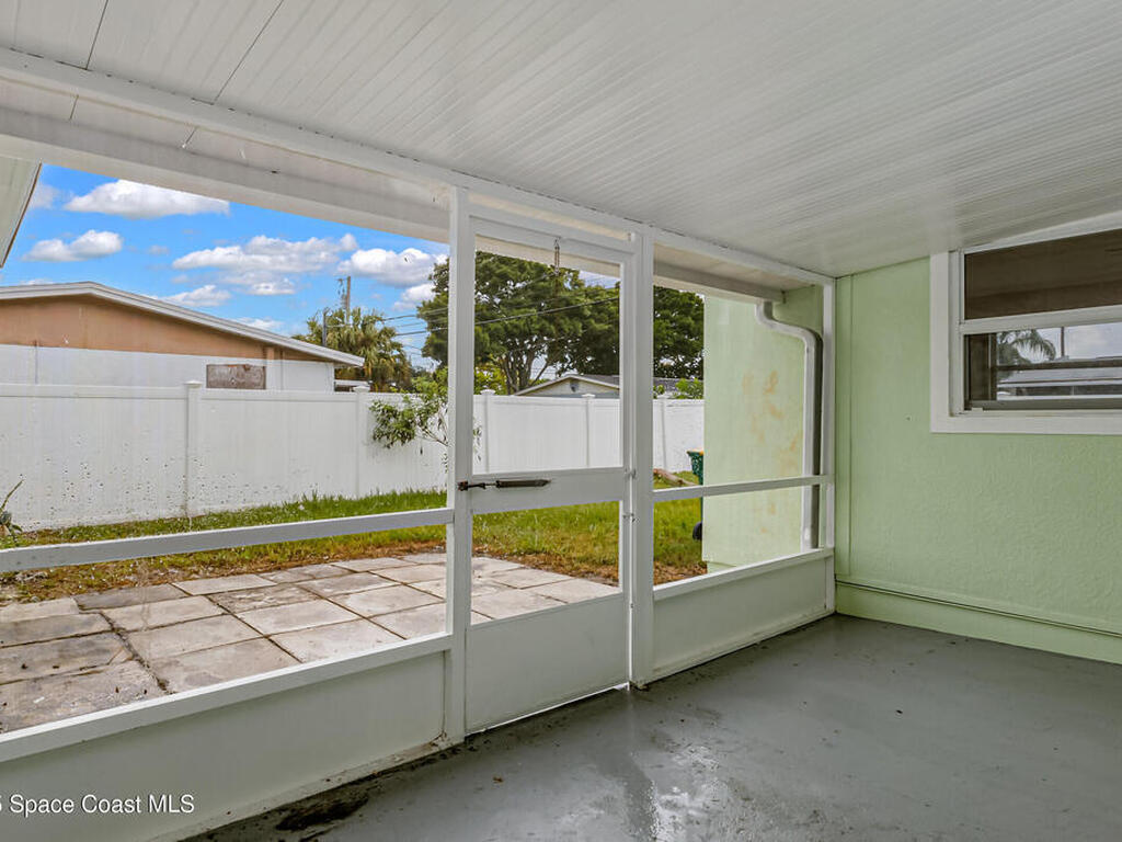 2356 Lakeview Drive, Melbourne, FL 32935