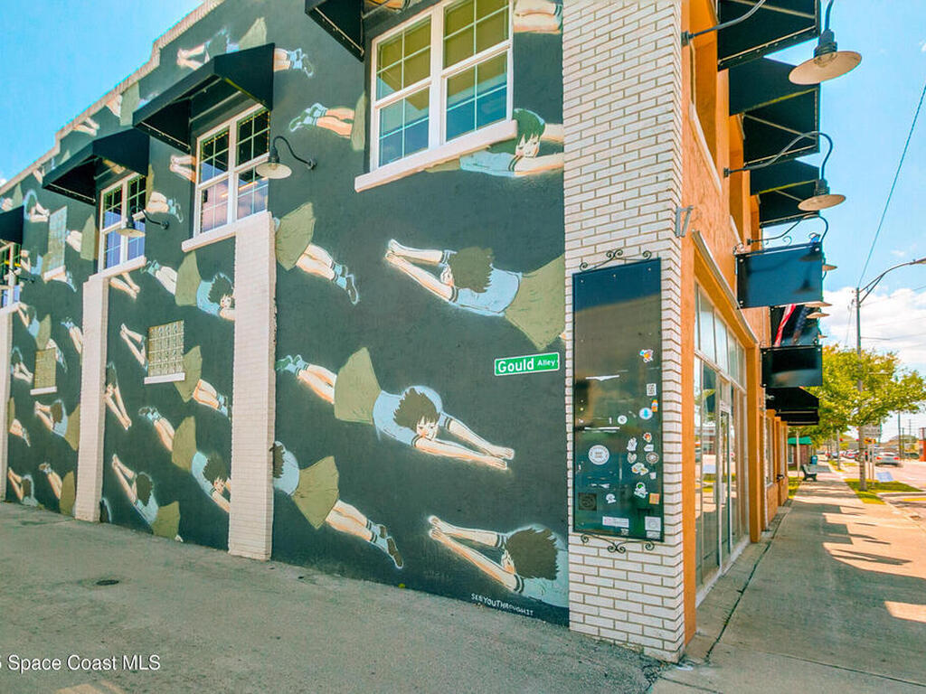 2356 Lakeview Drive, Melbourne, FL 32935