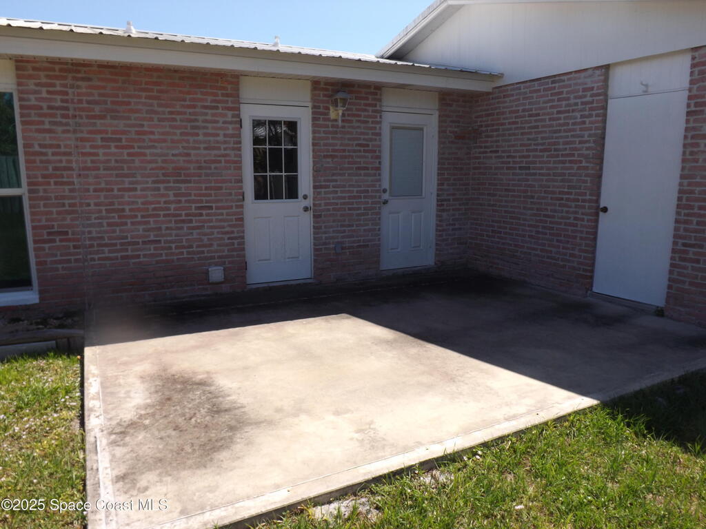 677 John Hancock Lane, Melbourne, FL 32904