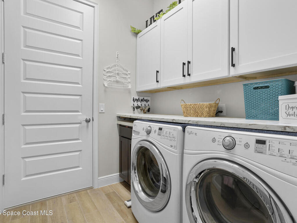 1954 Crossbill Drive, Titusville, FL 32796