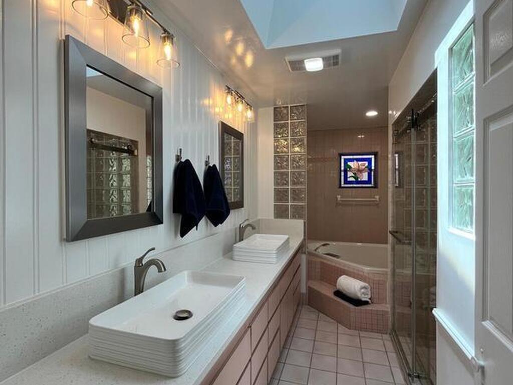 530 Bahama Drive, Indialantic, FL 32903