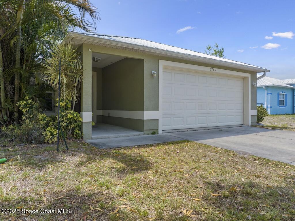7745 99th Court, Vero Beach, FL 32967