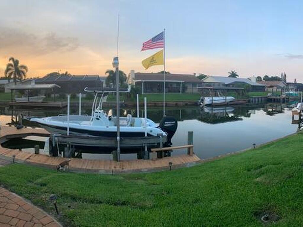 178 Via De La Reina, Merritt Island, FL 32953