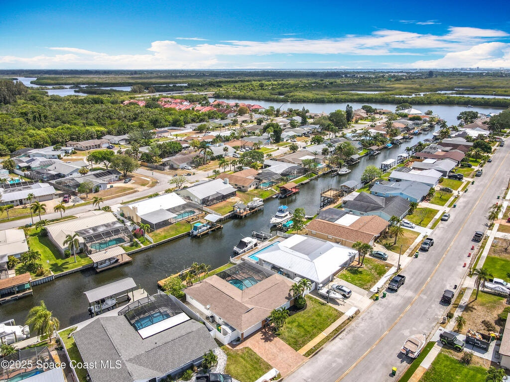 178 Via De La Reina, Merritt Island, FL 32953