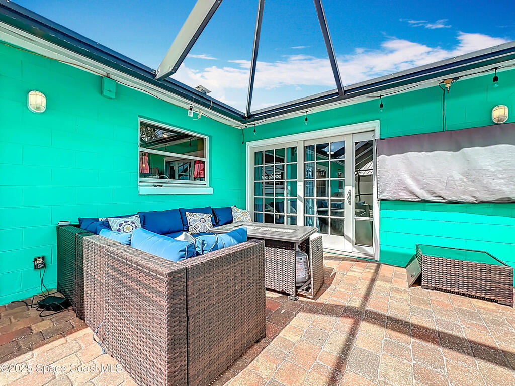 178 Via De La Reina, Merritt Island, FL 32953