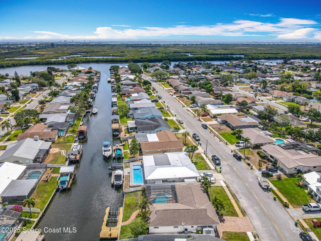 178 Via De La Reina, Merritt Island, FL 32953