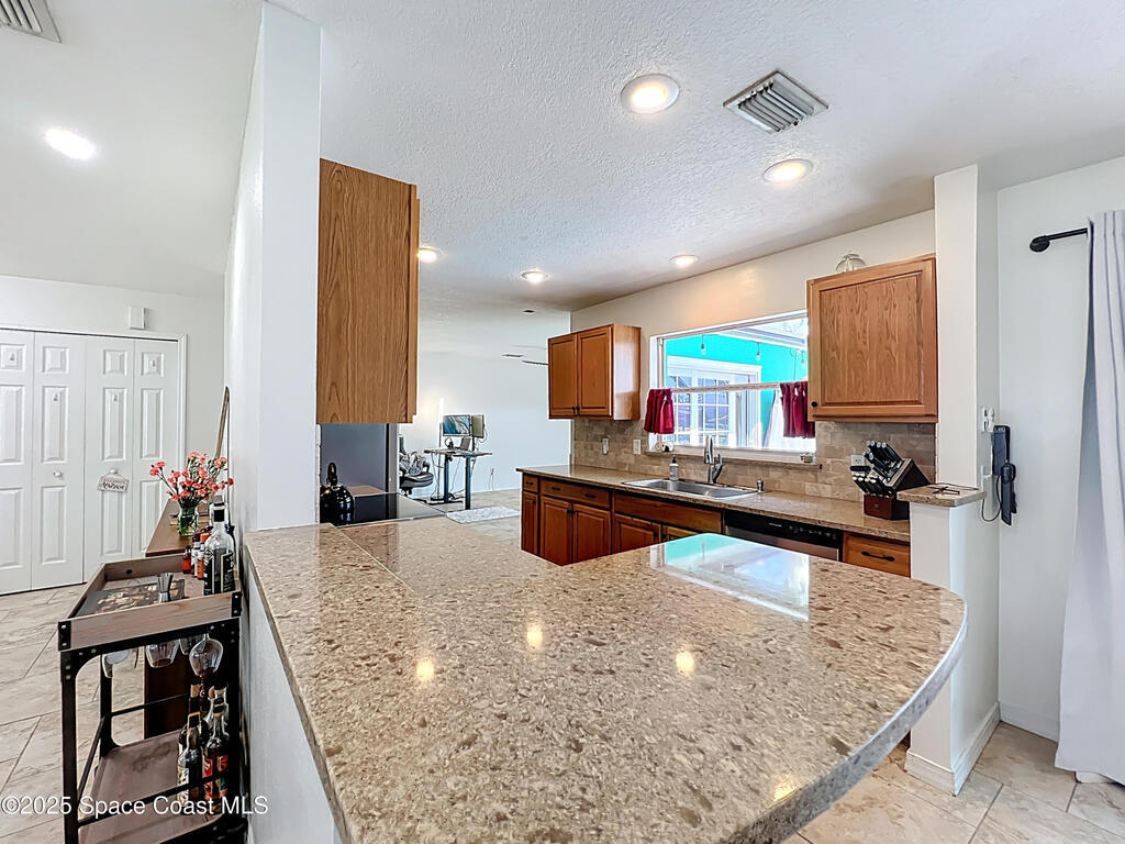 178 Via De La Reina, Merritt Island, FL 32953