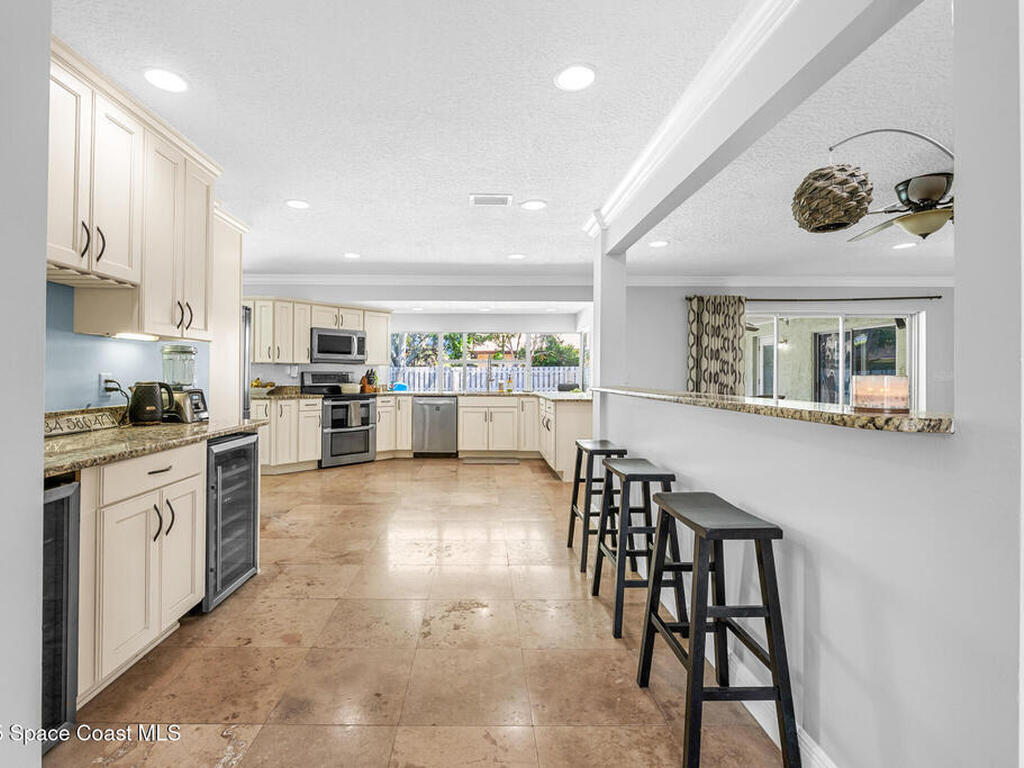 430 Rio Lane, Indialantic, FL 32903