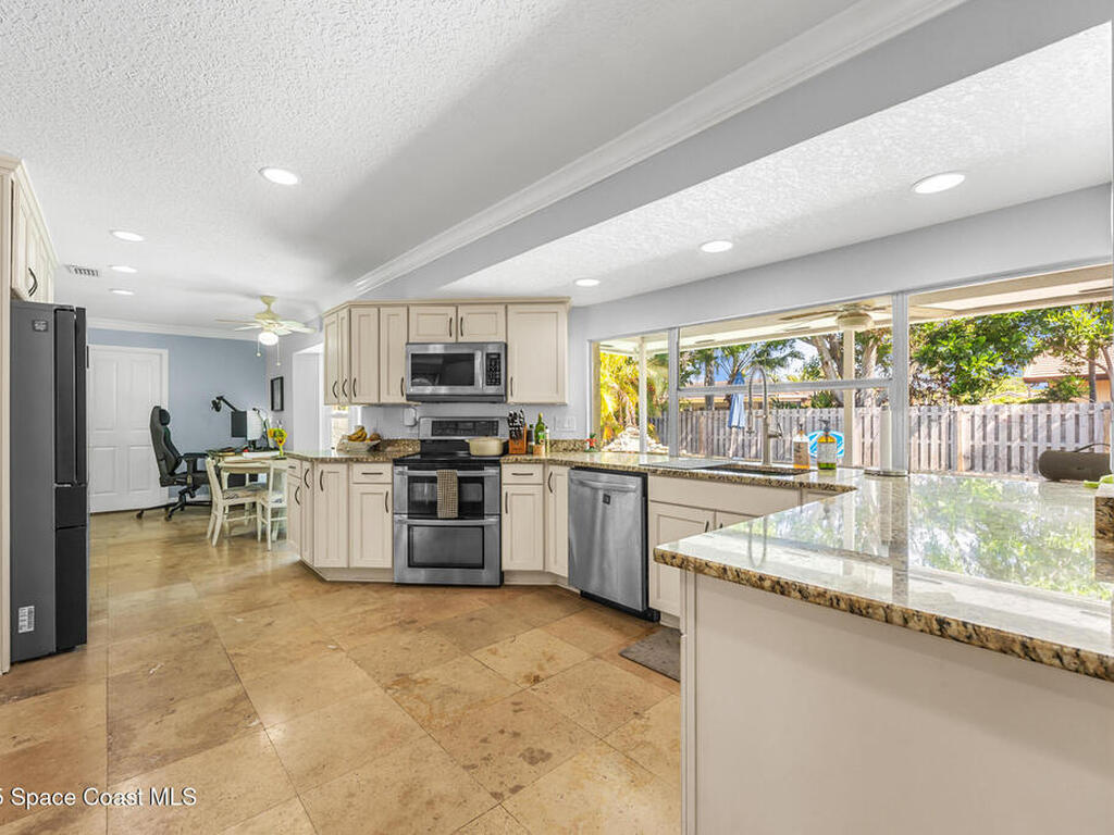 430 Rio Lane, Indialantic, FL 32903