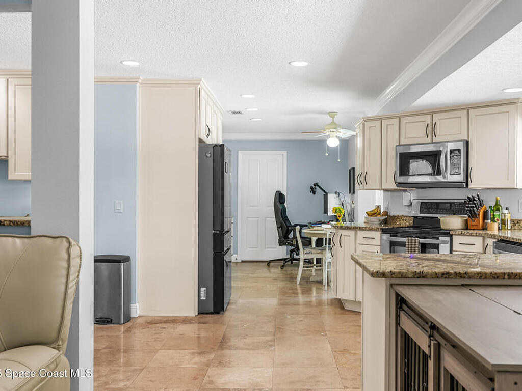 430 Rio Lane, Indialantic, FL 32903