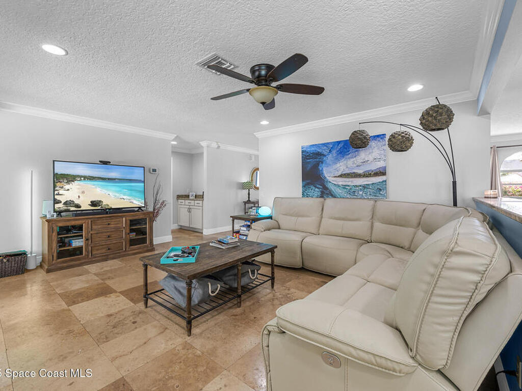 430 Rio Lane, Indialantic, FL 32903