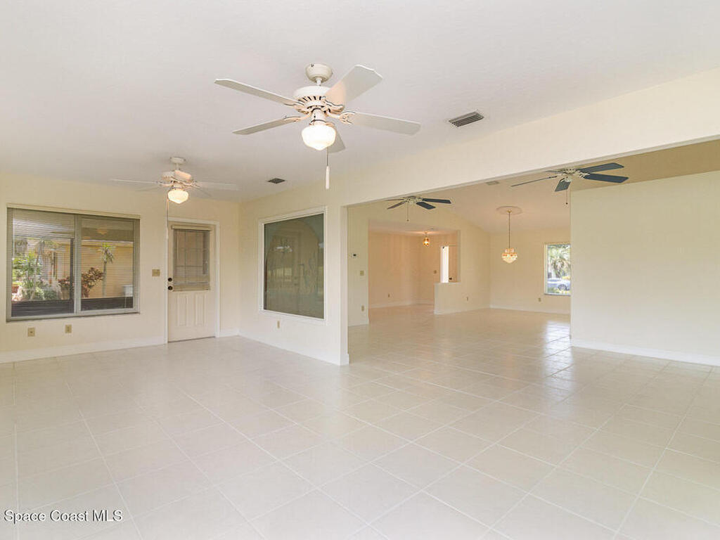 1375 Mayflower Avenue, Melbourne, FL 32940