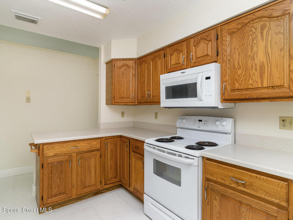 1375 Mayflower Avenue, Melbourne, FL 32940