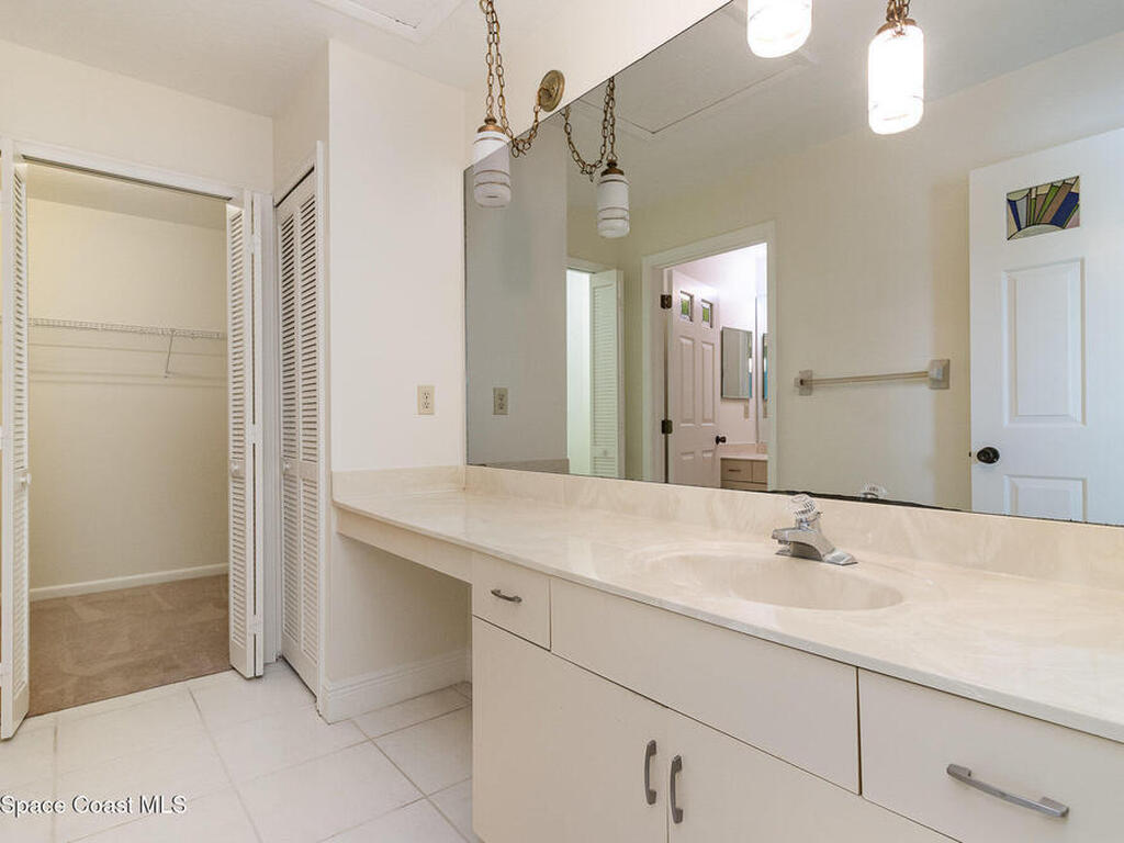 1375 Mayflower Avenue, Melbourne, FL 32940